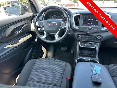 Used 2024 GMC Terrain SLE FWD image 18