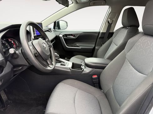 Certified 2025 Toyota RAV4 XLE image 9