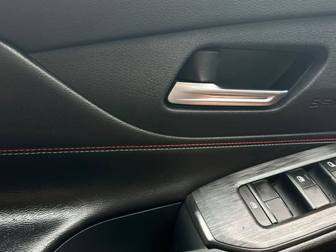 New 2026 Nissan Sentra SR FWD image 13