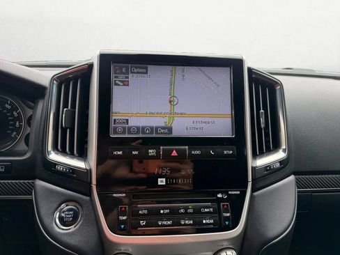 Used 2017 Toyota Land Cruiser AWD/4WD image 19