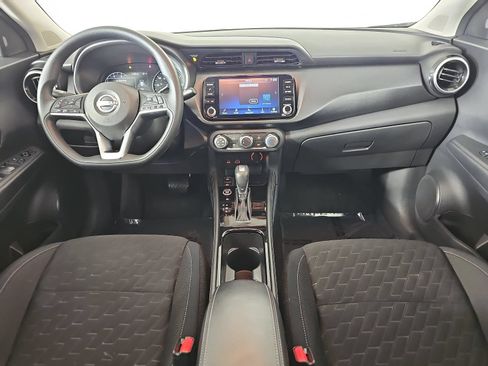 Used 2024 Nissan Kicks SV FWD image 11
