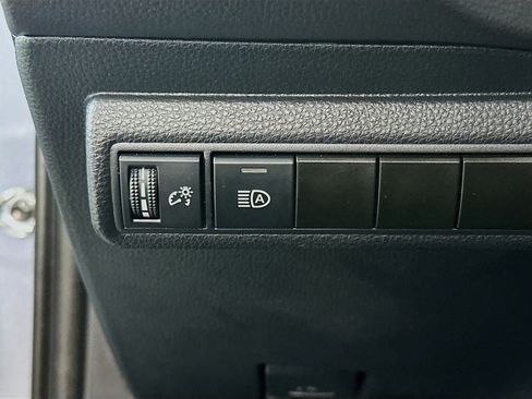 Used 2024 Toyota Corolla LE FWD image 17
