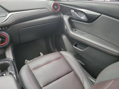 Used 2022 Chevrolet Blazer RS w/ Enhanced Convenience Package FWD image 27