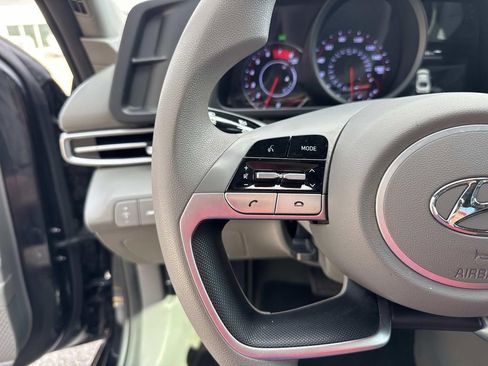 Used 2021 Hyundai Elantra SEL image 23