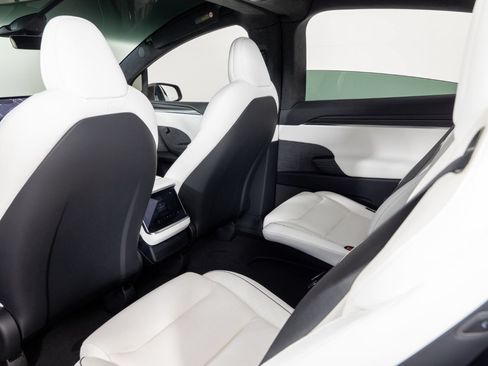 Used 2022 Tesla Model X Plaid AWD/4WD image 20