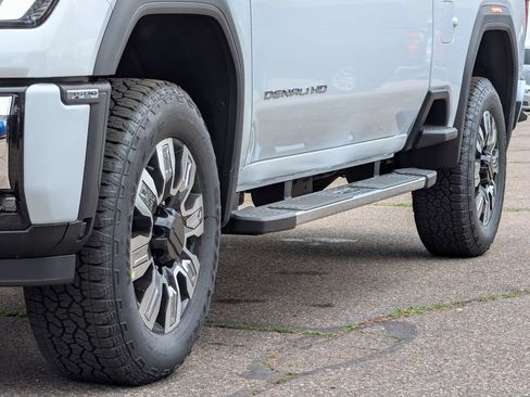 New 2026 GMC Sierra 3500 Denali w/ Denali Reserve Package AWD/4WD image 6