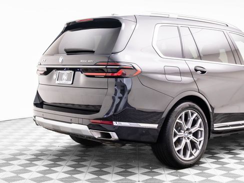 Used 2024 BMW X7 xDrive40i image 35