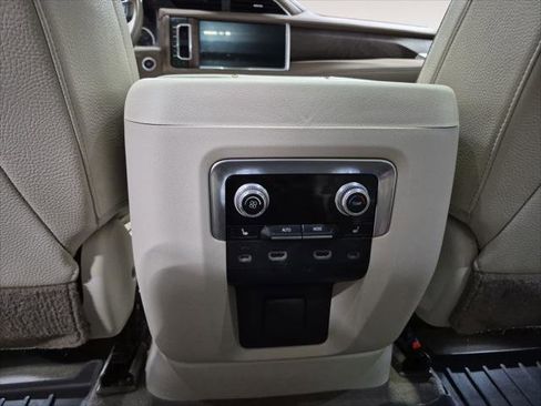 Used 2021 GMC Yukon Denali w/ Denali Ultimate Package image 25