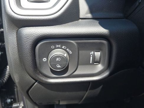 Used 2026 RAM 2500 Big Horn AWD/4WD image 13