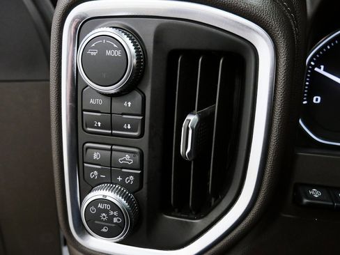 Used 2021 GMC Sierra 2500 Denali w/ Denali Ultimate Package image 27