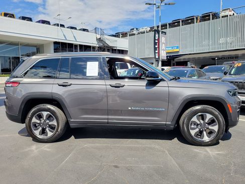 Used 2023 Jeep Grand Cherokee 4WD 4xe image 34