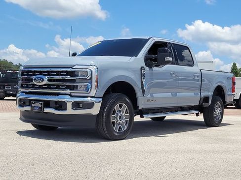 Used 2026 Ford F250 Lariat AWD/4WD image 34
