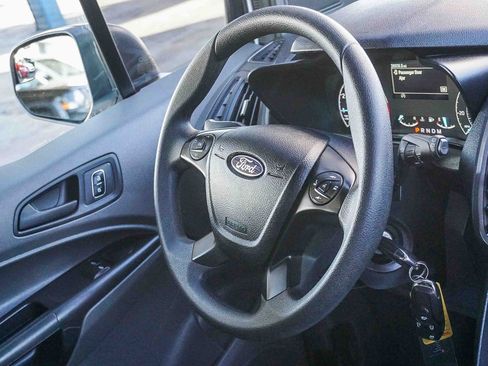 Used 2023 Ford Transit Connect XL image 16