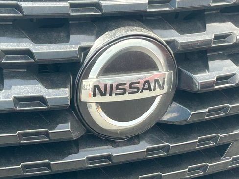 Used 2021 Nissan Kicks SV FWD image 11