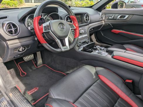 Used 2016 Mercedes-Benz SL 550 image 15