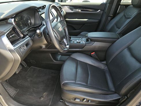 Used 2024 Cadillac XT6 Premium Luxury FWD image 25