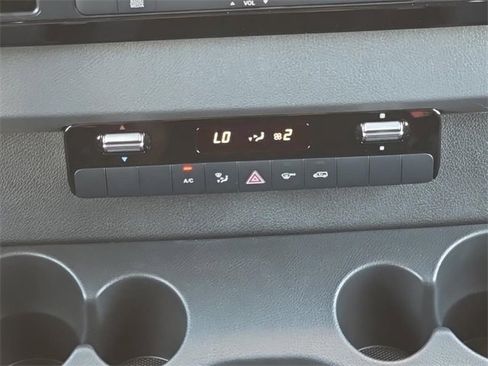 New 2025 Mercedes-Benz Sprinter 2500 image 18
