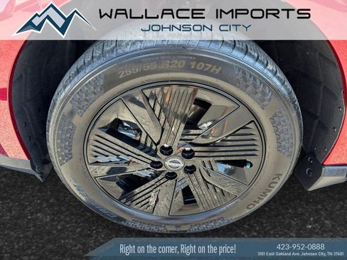 Used 2025 Nissan Murano SV AWD/4WD image 9