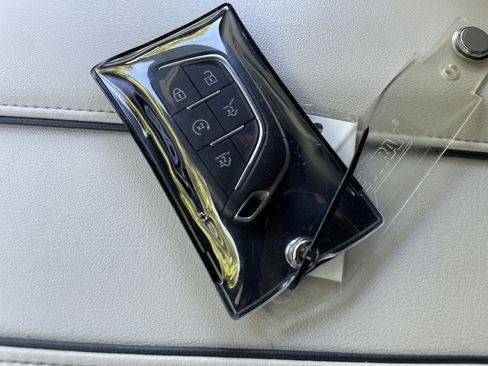 Used 2021 Cadillac Escalade Sport w/ Driver Assist Tech Package AWD/4WD image 37