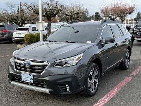 Used 2022 Subaru Outback Limited image 4