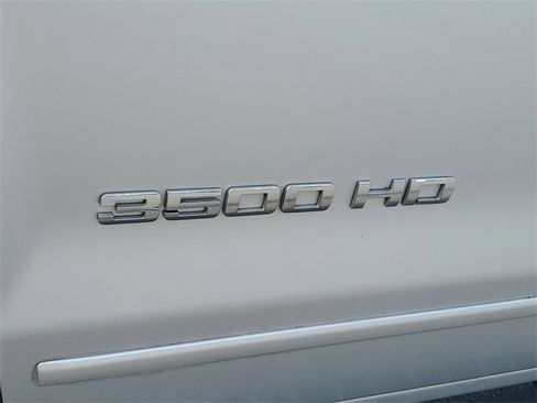 Used 2016 GMC Sierra 3500 SLE w/ SLE Preferred Package image 29