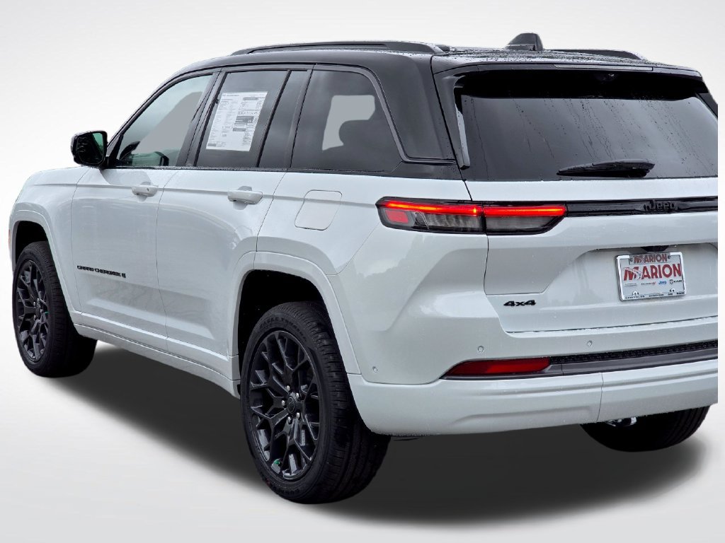 New 2027 Jeep Grand Cherokee Summit AWD/4WD image 41