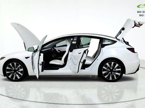 Used 2024 Tesla Model 3 Long Range RWD image 15