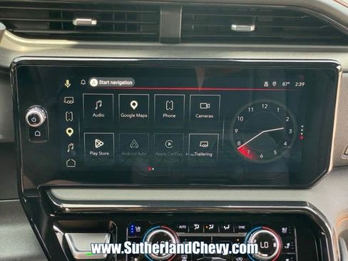 Used 2025 GMC Sierra 2500 AT4 AWD/4WD image 36