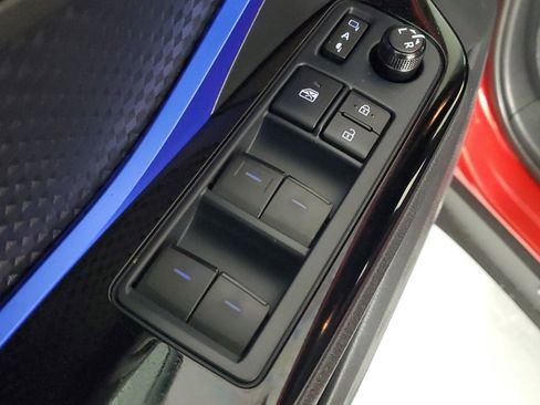 Certified 2022 Toyota C-HR XLE image 23