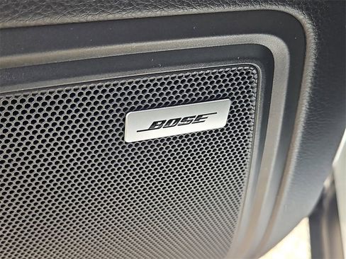 Certified 2025 Porsche Macan image 21