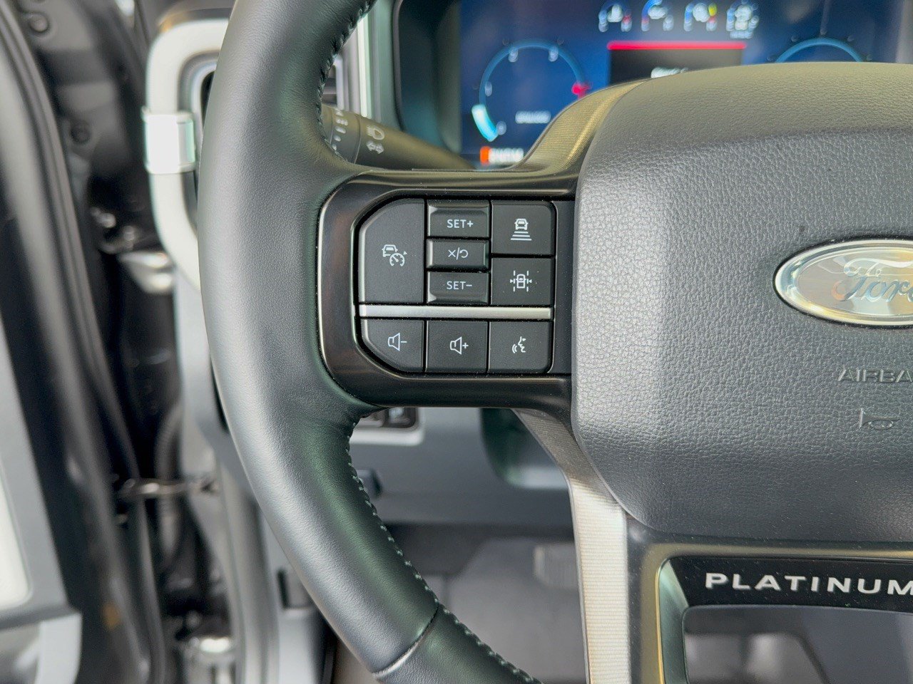 Certified 2026 Ford F250 Platinum AWD/4WD image 18