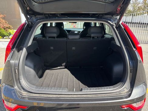 Used 2023 Kia Niro Wind w/ Wind Preserve Package image 28