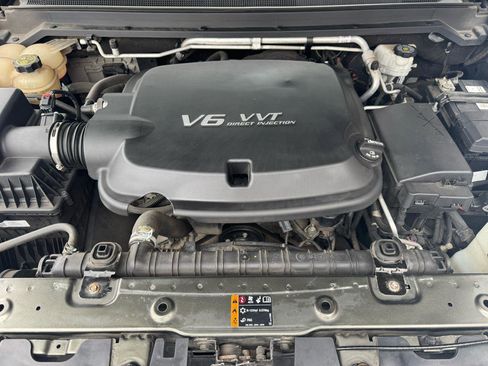 Used 2018 Chevrolet Colorado LT w/ LT Convenience Package image 37