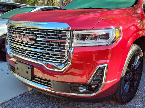 Used 2020 GMC Acadia Denali image 4