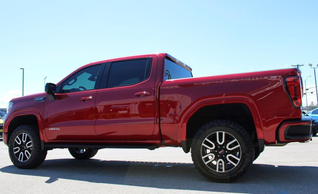 Used 2021 GMC Sierra 1500 AT4 w/ Off-Road Performance Package AWD/4WD image 14