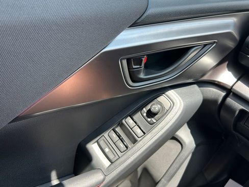 Used 2025 Subaru Impreza 2.0i Sport image 19