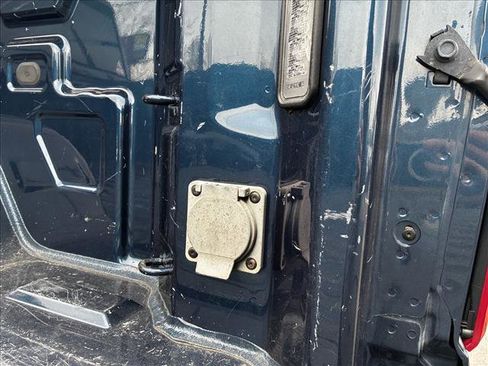 Used 2022 Chevrolet Silverado 1500 Custom image 8