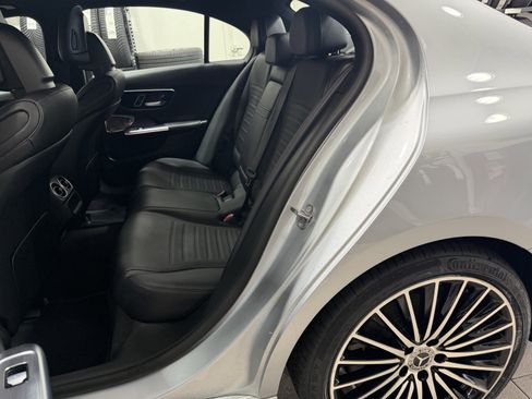 Used 2023 Mercedes-Benz C 300 Sedan image 23