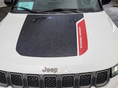 Used 2024 Jeep Compass Trailhawk image 46