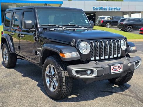 Used 2023 Jeep Wrangler Unlimited Sahara AWD/4WD image 19