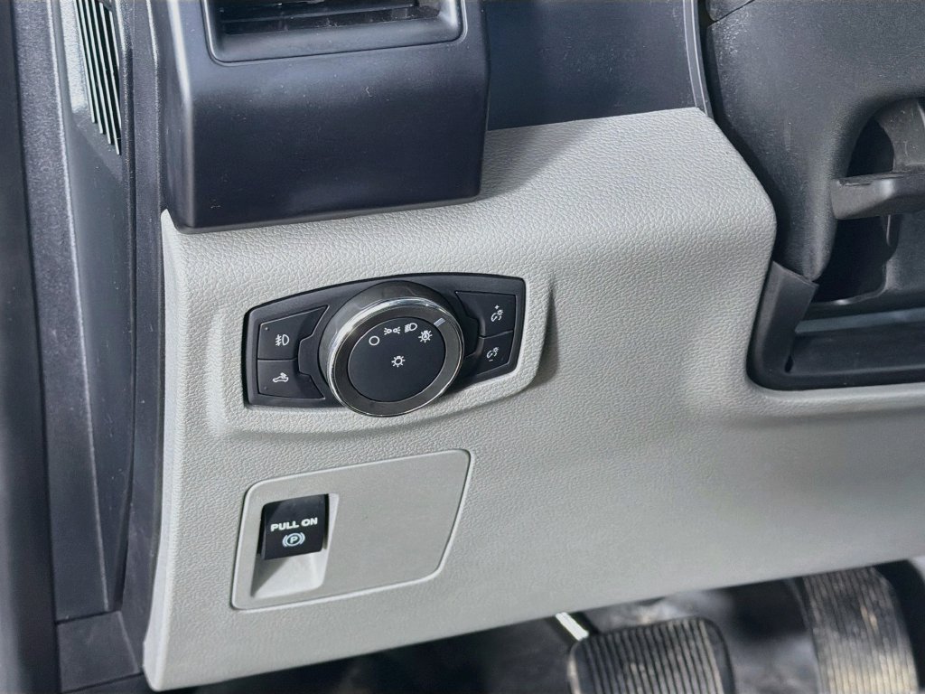 Used 2020 Ford F150 XL w/ Equipment Group 101A Mid AWD/4WD image 10
