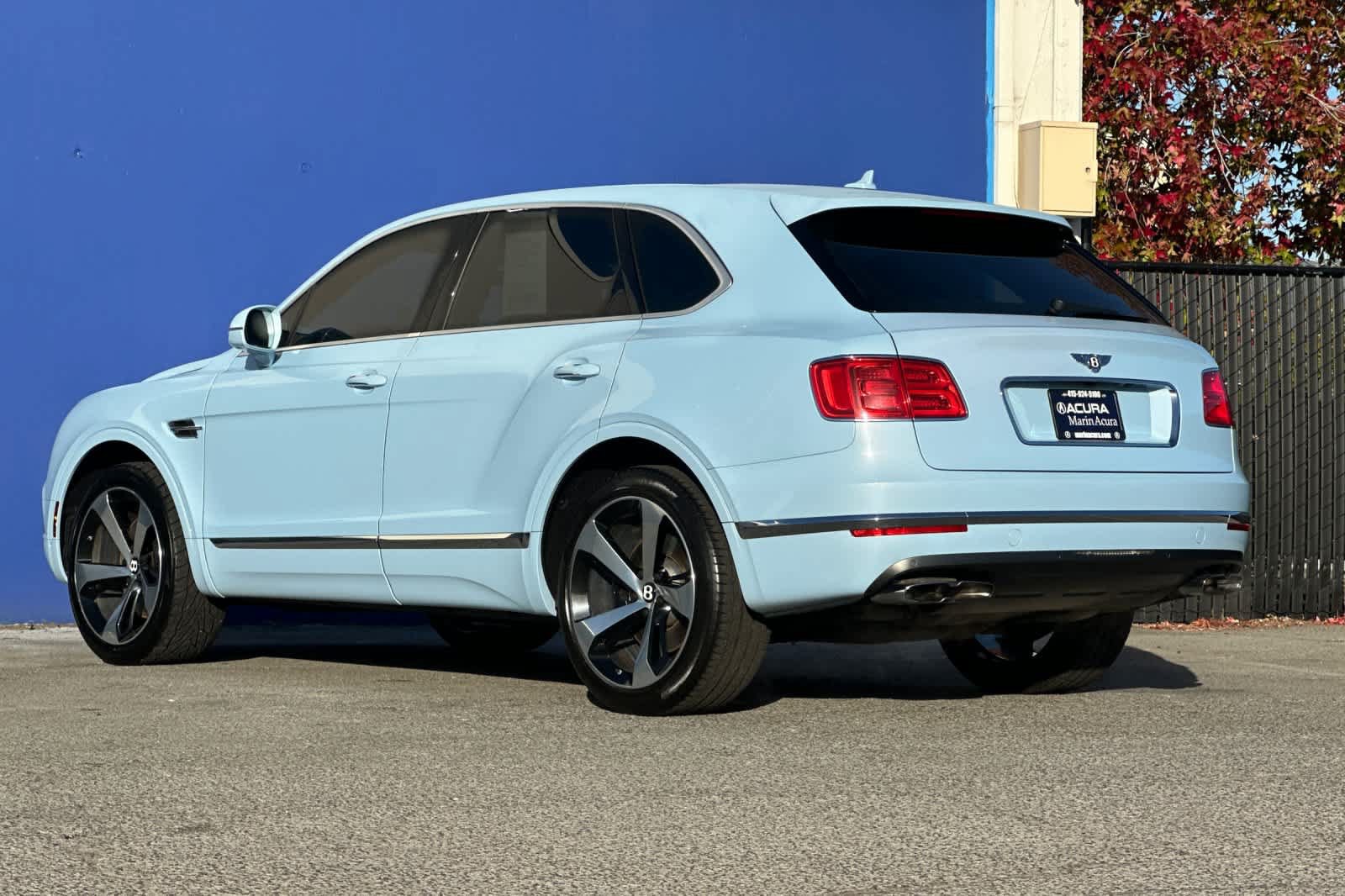 Used 2019 Bentley Bentayga AWD/4WD image 5
