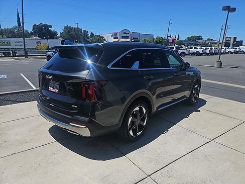 Used 2025 Kia Sorento SX Prestige AWD/4WD image 5