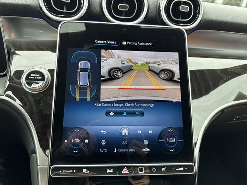 Used 2025 Mercedes-Benz GLC 300 4MATIC image 20