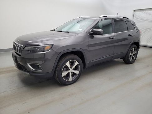Used 2019 Jeep Cherokee Limited AWD/4WD image 2
