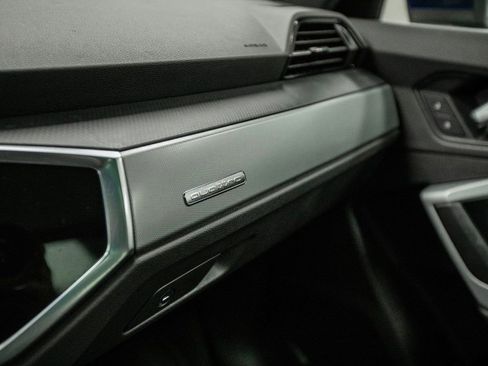 Used 2021 Audi Q3 2.0T Premium w/ Convenience Package image 22