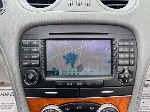 Used 2005 Mercedes-Benz SL 500 image 32