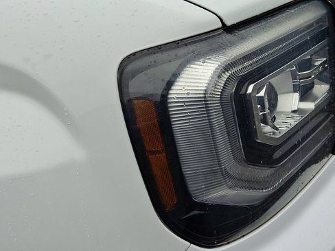 Certified 2018 GMC Sierra 1500 SLT AWD/4WD image 9