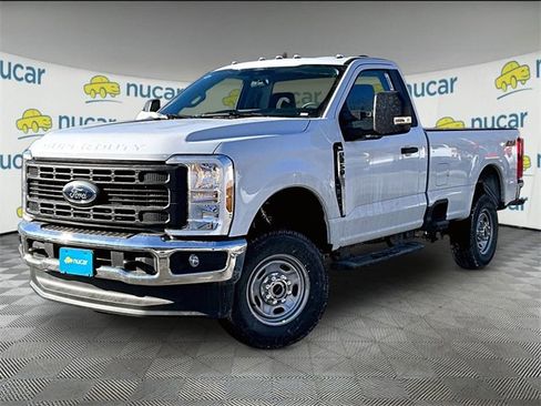 New 2026 Ford F250 XL w/ XL Chrome Package image 3