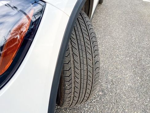 Used 2025 Mercedes-Benz GLA 250 4MATIC image 3